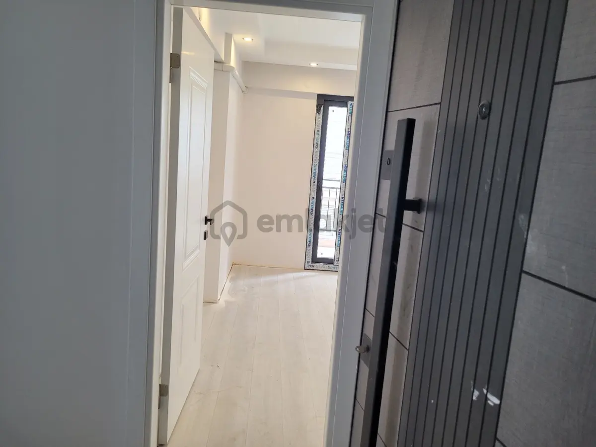 Özel Otoparklı 3+1 Daire Alttan Isıtmalı Doğalgazlı - 26