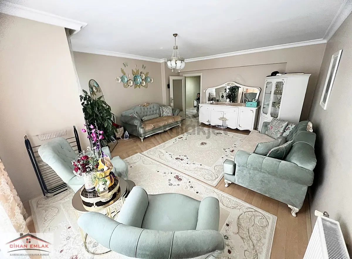 Cihan'dan Piri Caddesi Üzerinde 8.katta 3+1 Teras Balkon Satılık - 7