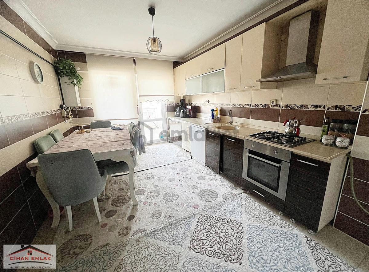 Cihan'dan Piri Caddesi Üzerinde 8.katta 3+1 Teras Balkon Satılık - 6