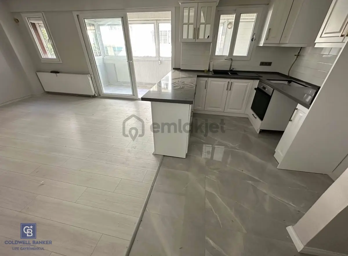 Karşıyaka Yalı Mah.de Tadilatlı 3+1 Kiralık Daire - 8