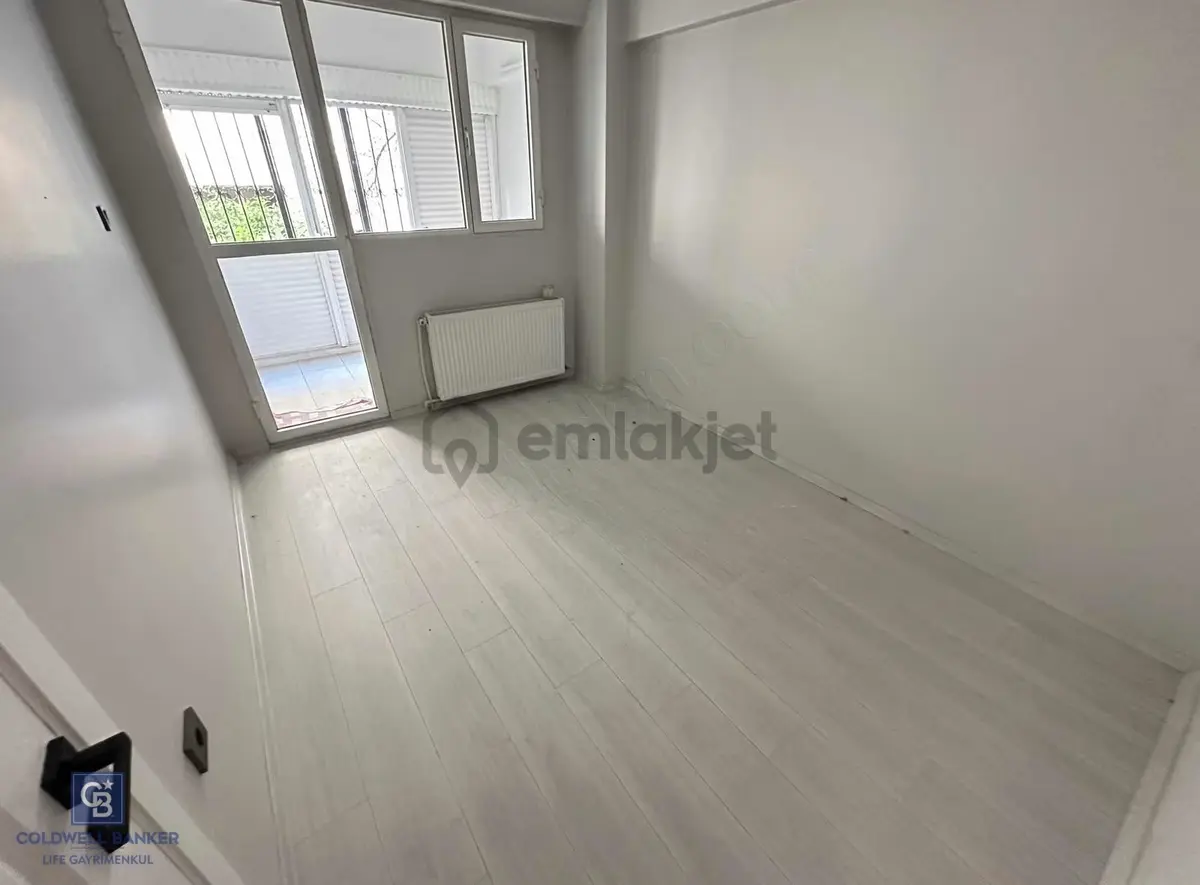 Karşıyaka Yalı Mah.de Tadilatlı 3+1 Kiralık Daire - 2