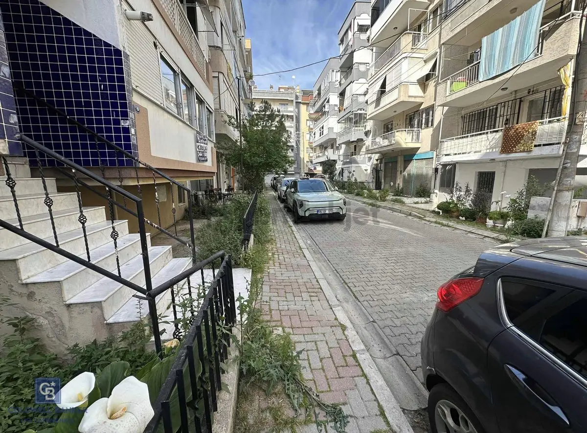 Karşıyaka Yalı Mah.de Tadilatlı 3+1 Kiralık Daire - 24
