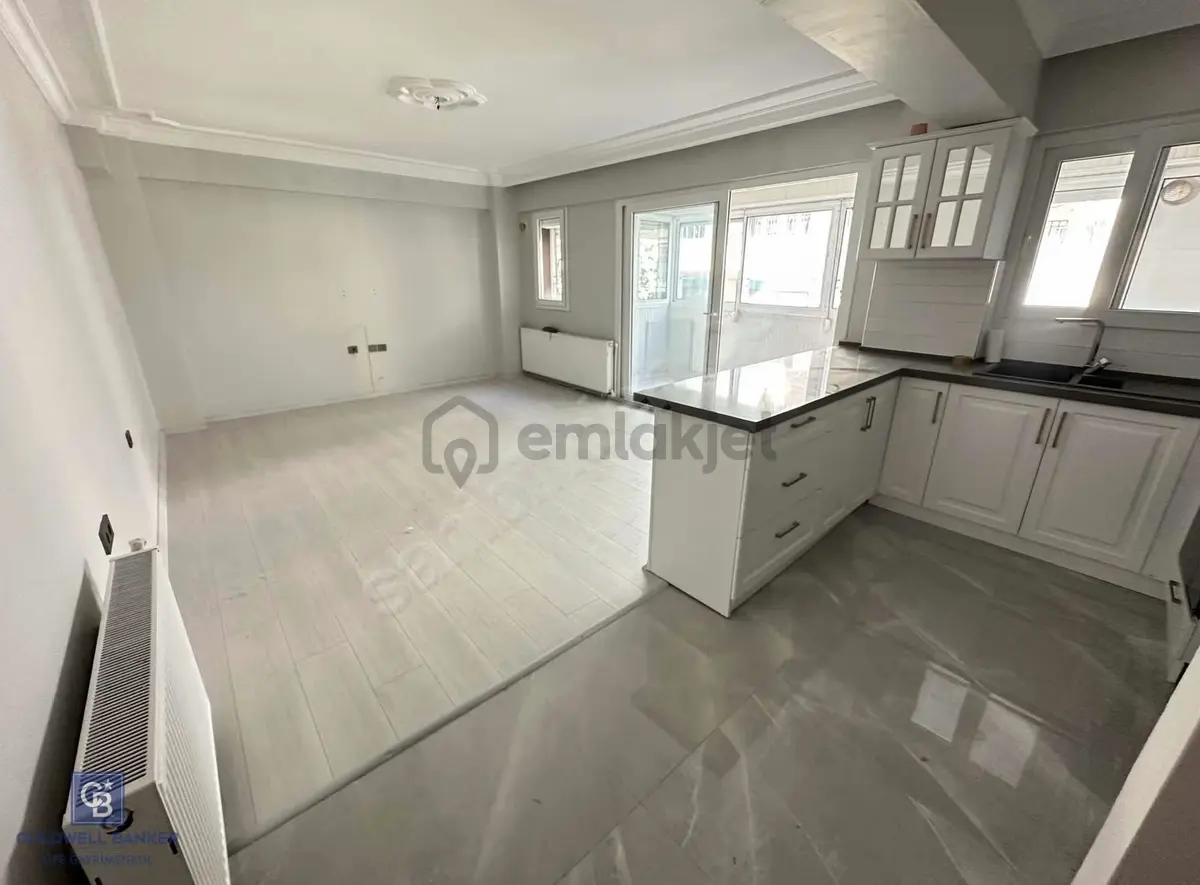 Karşıyaka Yalı Mah.de Tadilatlı 3+1 Kiralık Daire - 6