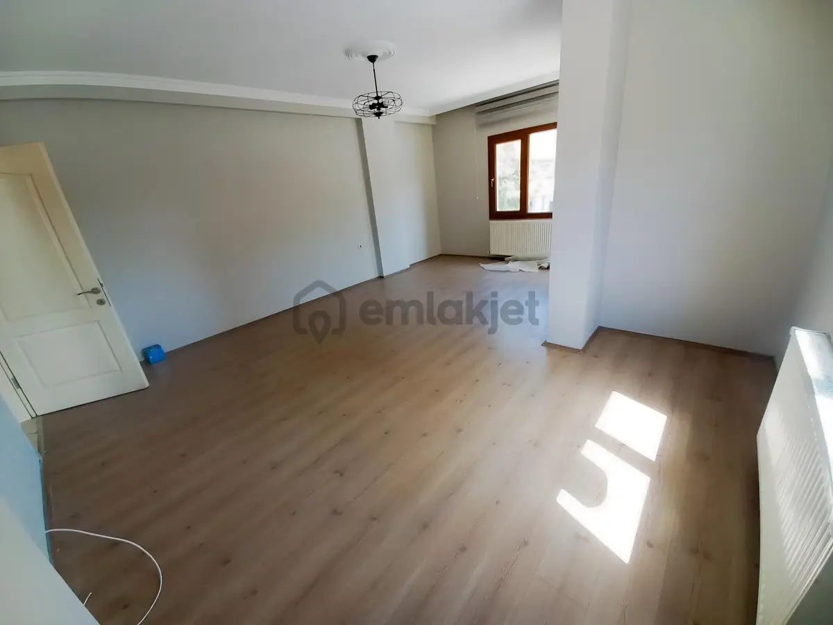 Milas Merkezde Kiralık 4+1 Geniş Ofis - 3