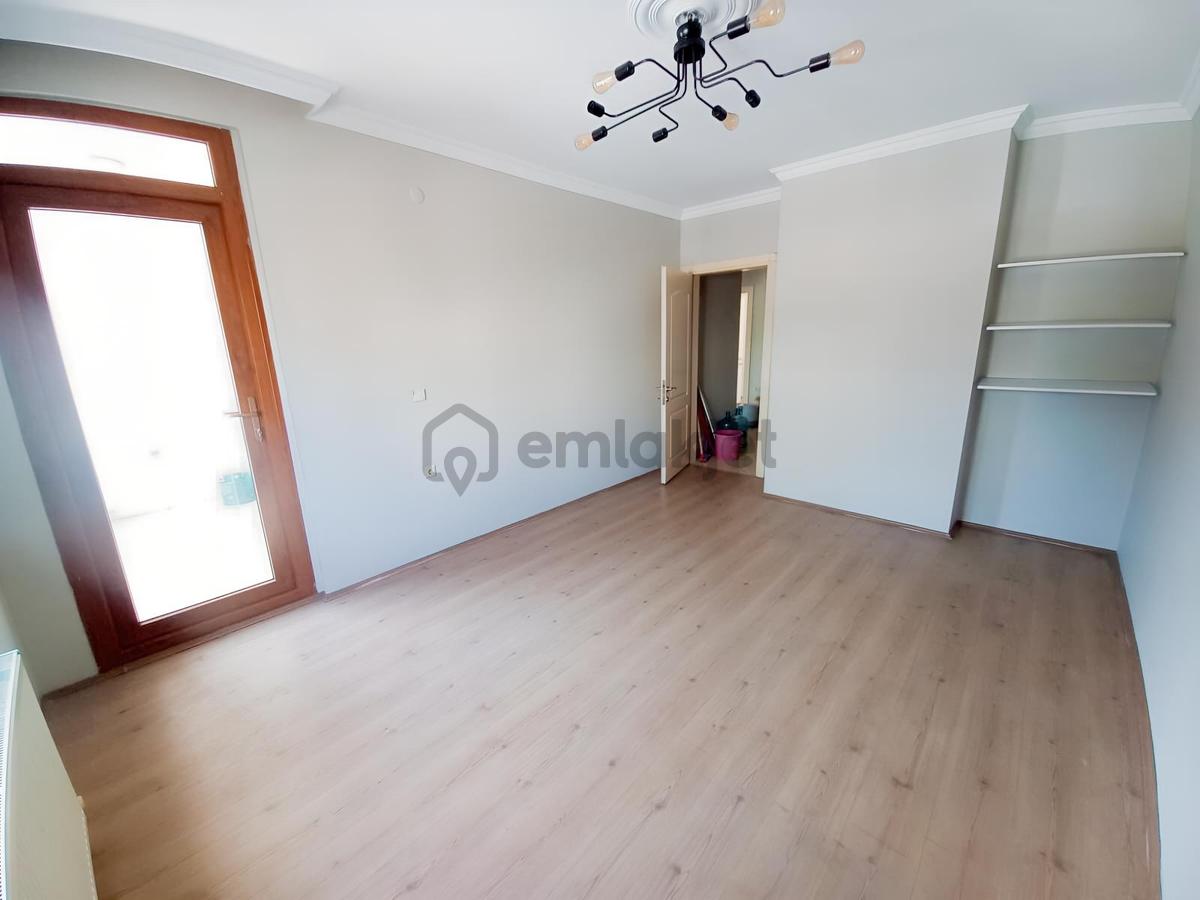 Milas Merkezde Kiralık 4+1 Geniş Ofis - 24