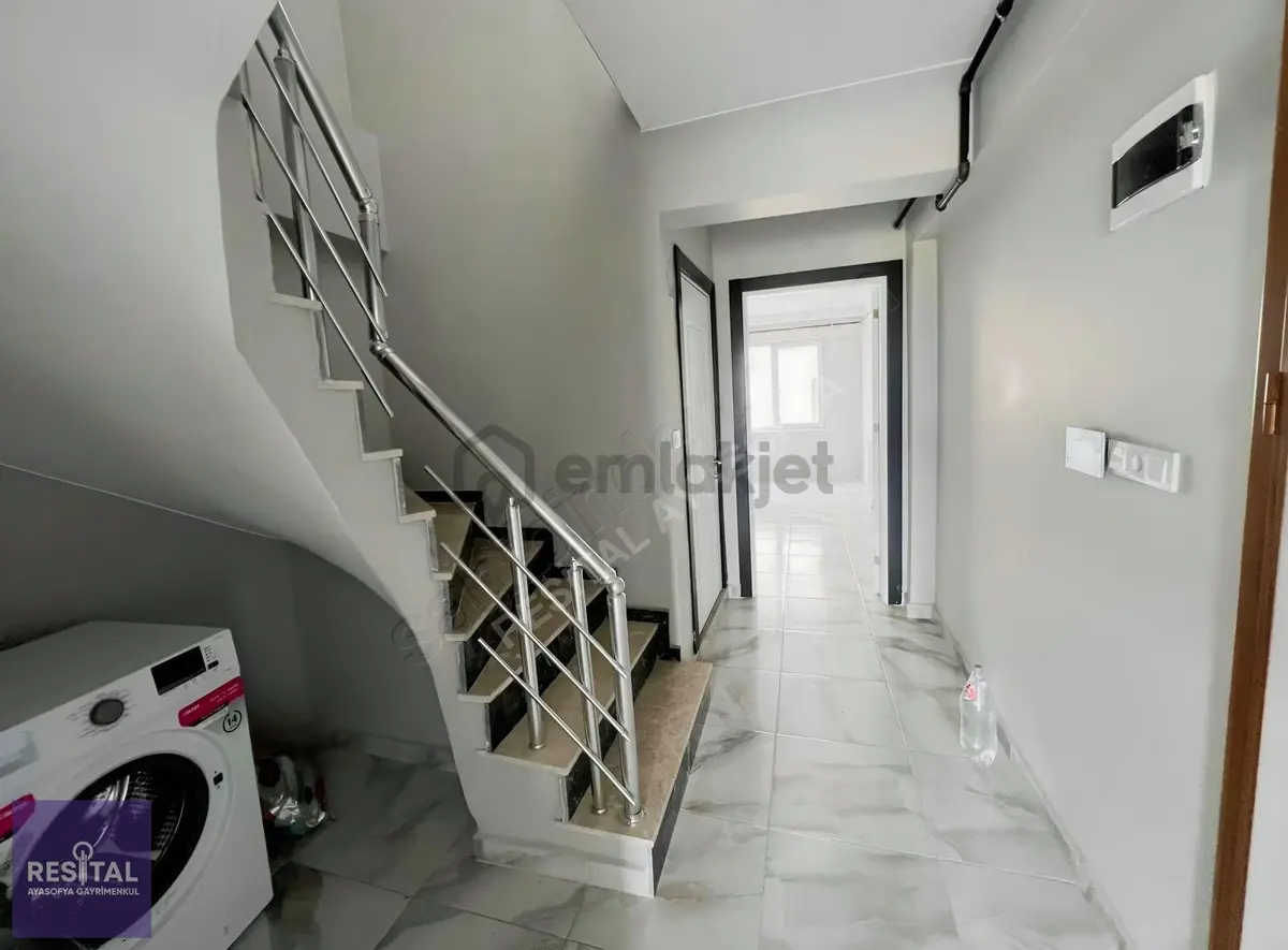 Üçevler'de Yola Cephe Satılık 2+1 Dubleks Daire - 8