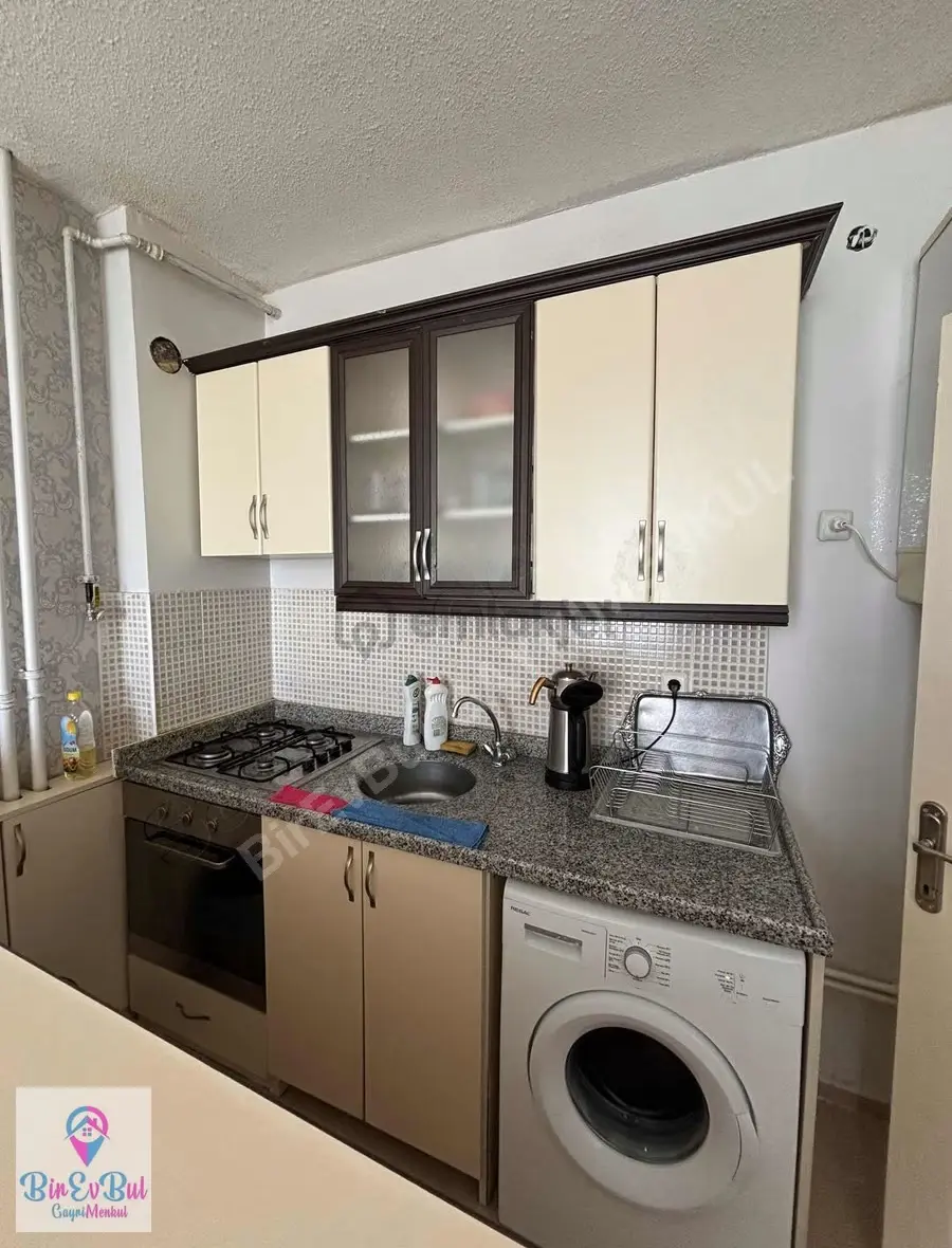 Üçkuyularda 1+1 Eşyalı Satılık Daire - 10