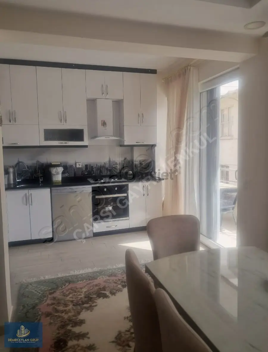 İskeleye Yürüme Mesafesinde Nezih Bir Daire