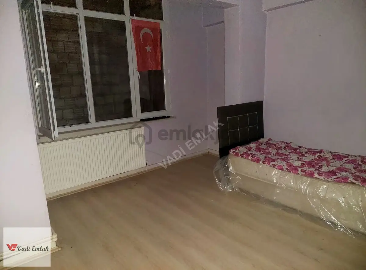 Şehir Merkezinde Satılık Ara Kat 3+1 Daire | Vadi Emlak - 9