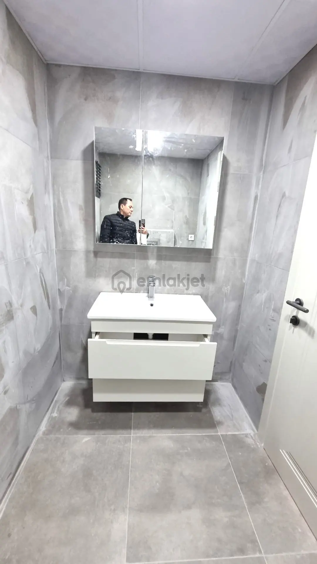 Caddebostan İskele Sk Üzeri Migros Tarafı 40 M2 Ön Kullanımlı - 18