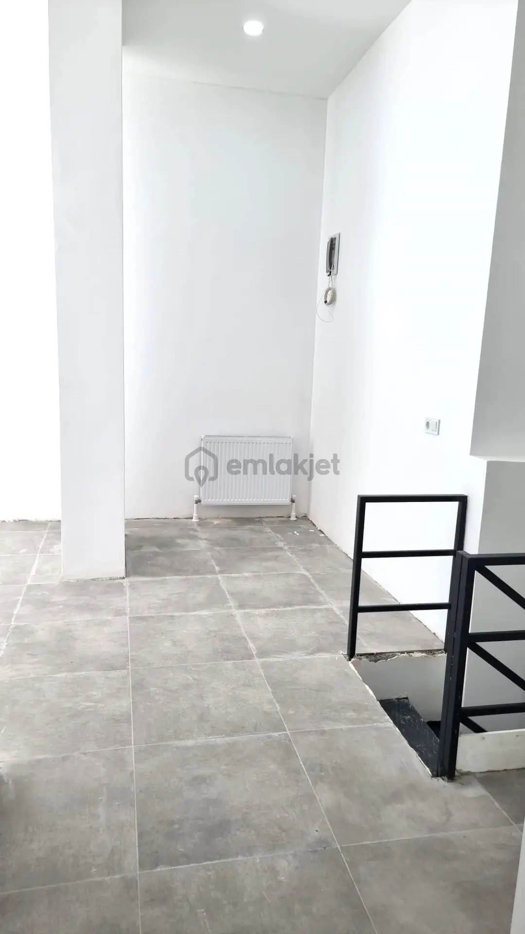 Caddebostan İskele Sk Üzeri Migros Tarafı 40 M2 Ön Kullanımlı - 20