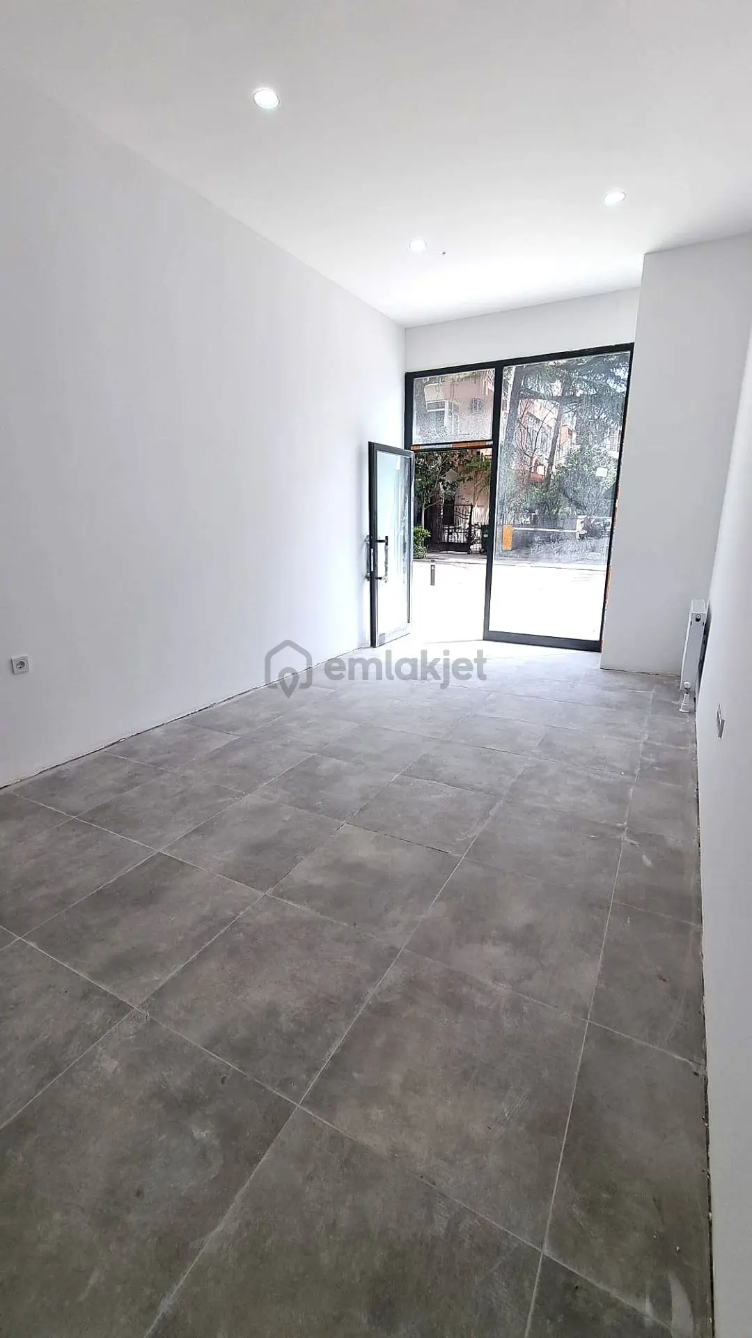 Caddebostan İskele Sk Üzeri Migros Tarafı 40 M2 Ön Kullanımlı - 16