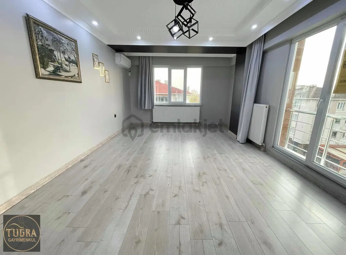 Çobançeşme Mahallesi Satılık 3+1 Ferah Daire - 3