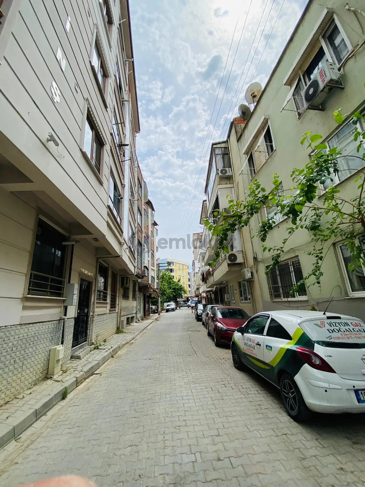 Vitrinden Üçgenparkta Arakat 2+1 Fırsat Daire - 32