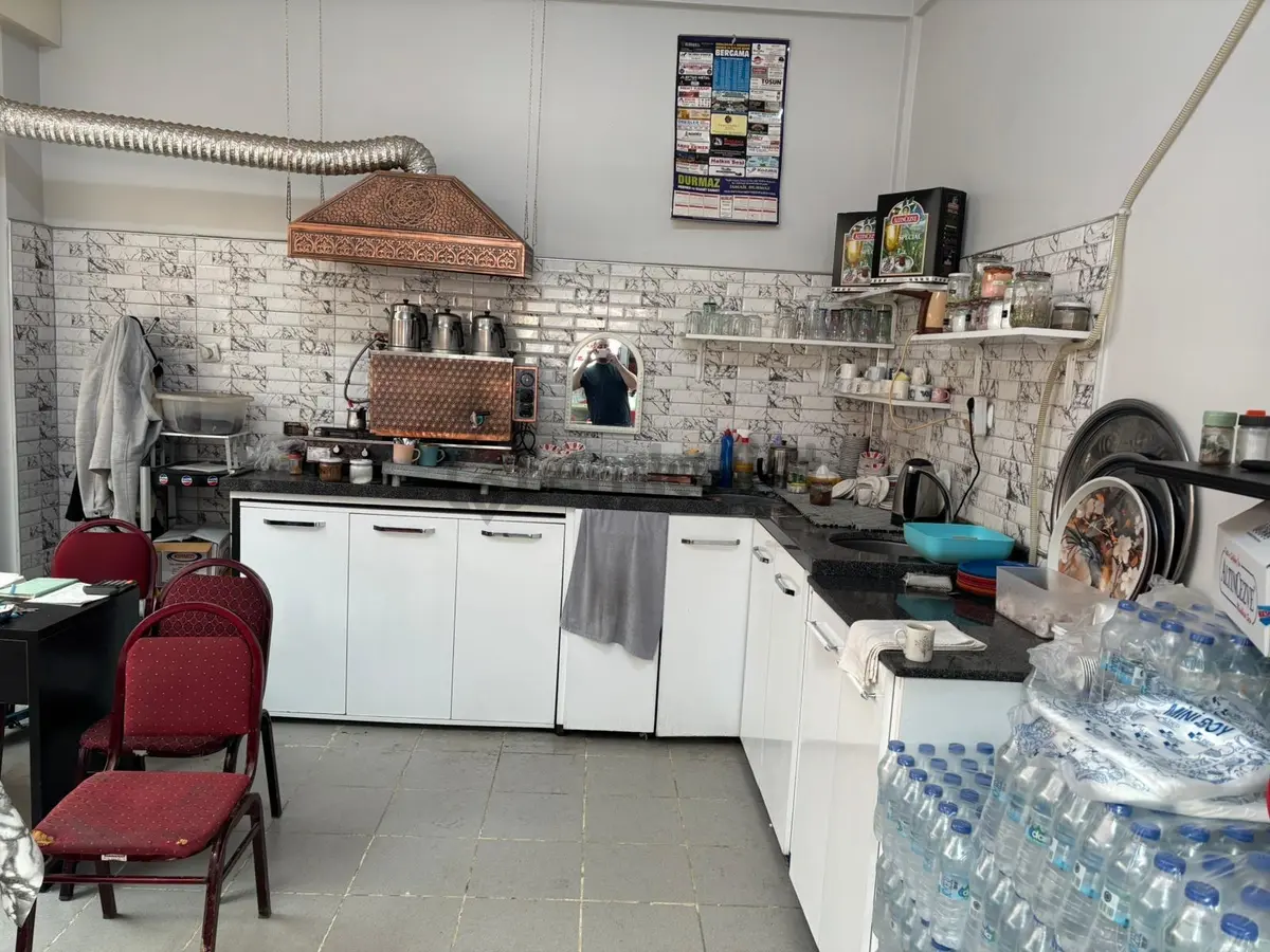 Bayatlı Pasaj İçerisinde Tapulu 3 Adet Dükkan İşletmeli Satılık - 3