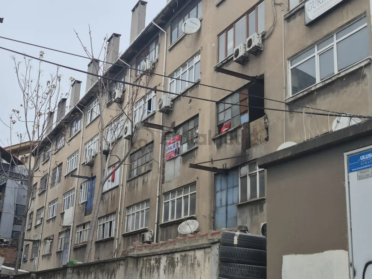 Molla Teamden Gümüş Han'da 100 M2 Kiralık Atölye - 15