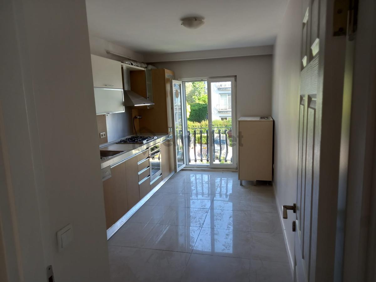 Bahçeşehir Armina Da Tadilatlı Satılık 3+1 Daire - 11