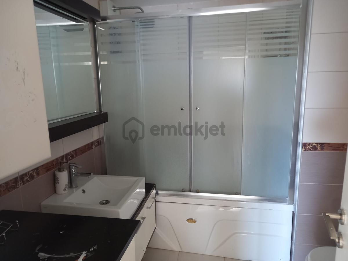 Bahçeşehir Armina Da Tadilatlı Satılık 3+1 Daire - 13
