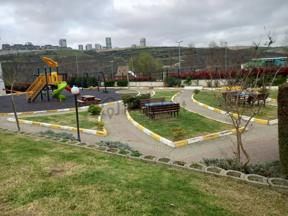 Bahçeşehir Armina Da Tadilatlı Satılık 3+1 Daire - 9