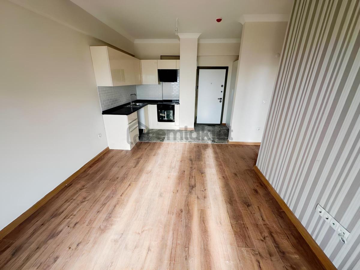 Ulus Rezidans Kiralık Sıfır 1+1 Ara Kat Güney Cephe Daire - 2