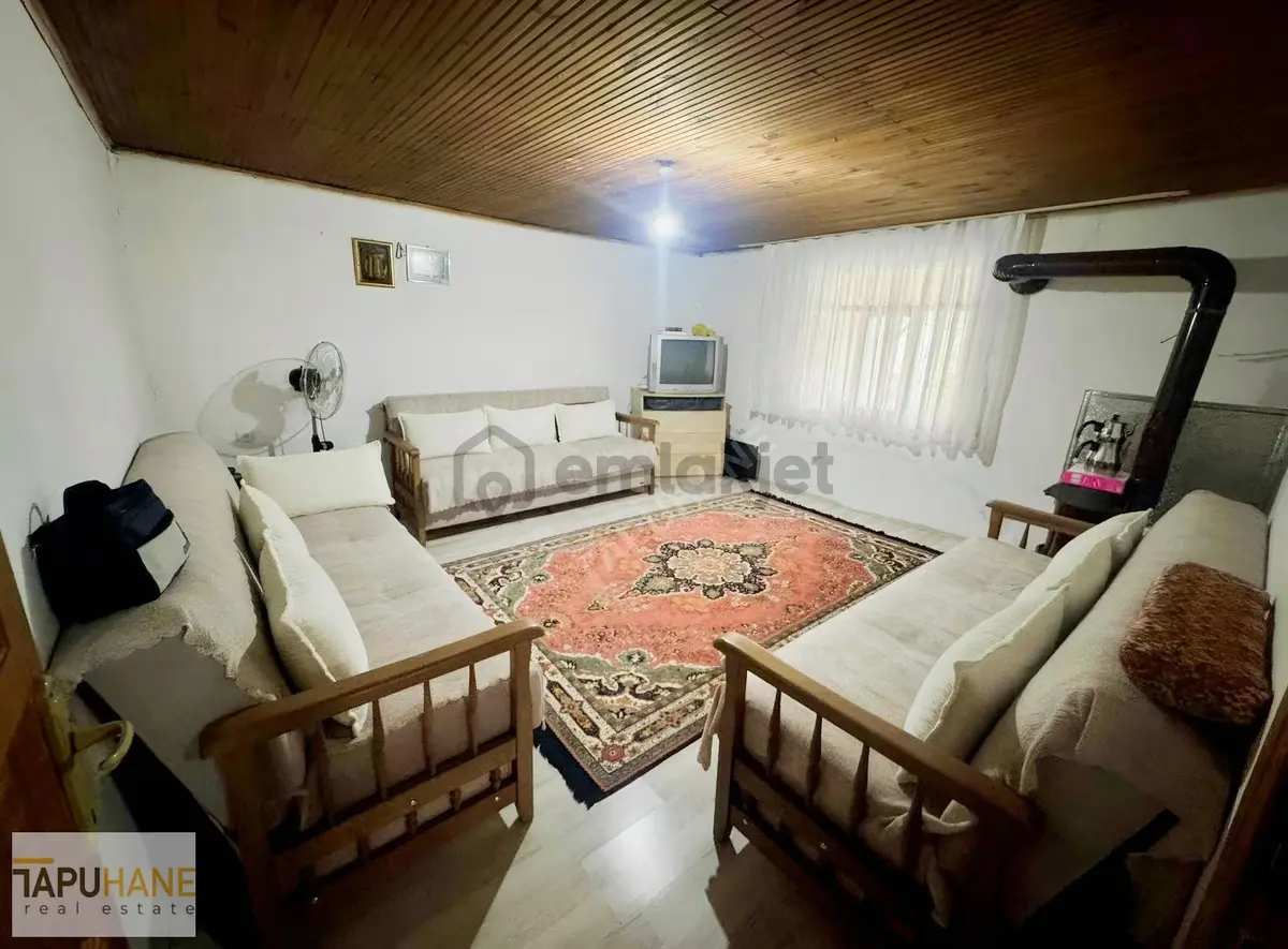 Tapuhaneden Esentepe Mh Arsa İçerisinde Satılık Müstakil Ev