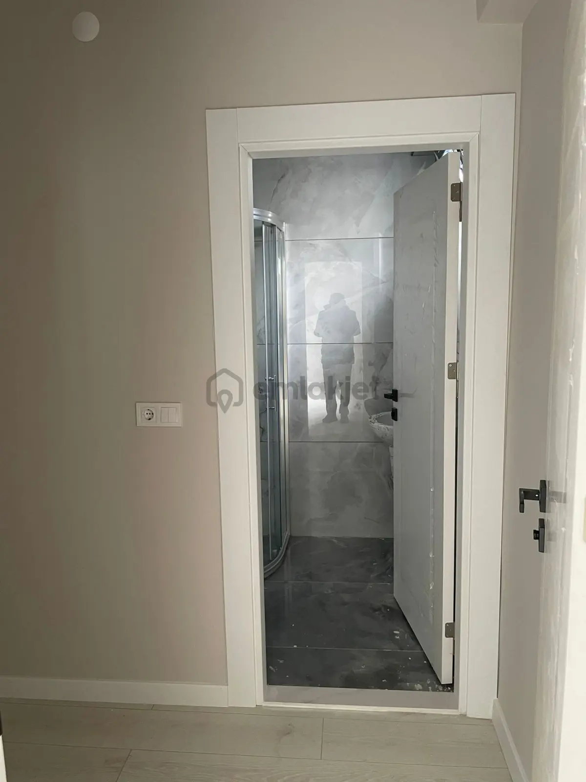 2 Nolu Beşirlide Satılık Lüx Daire - 2