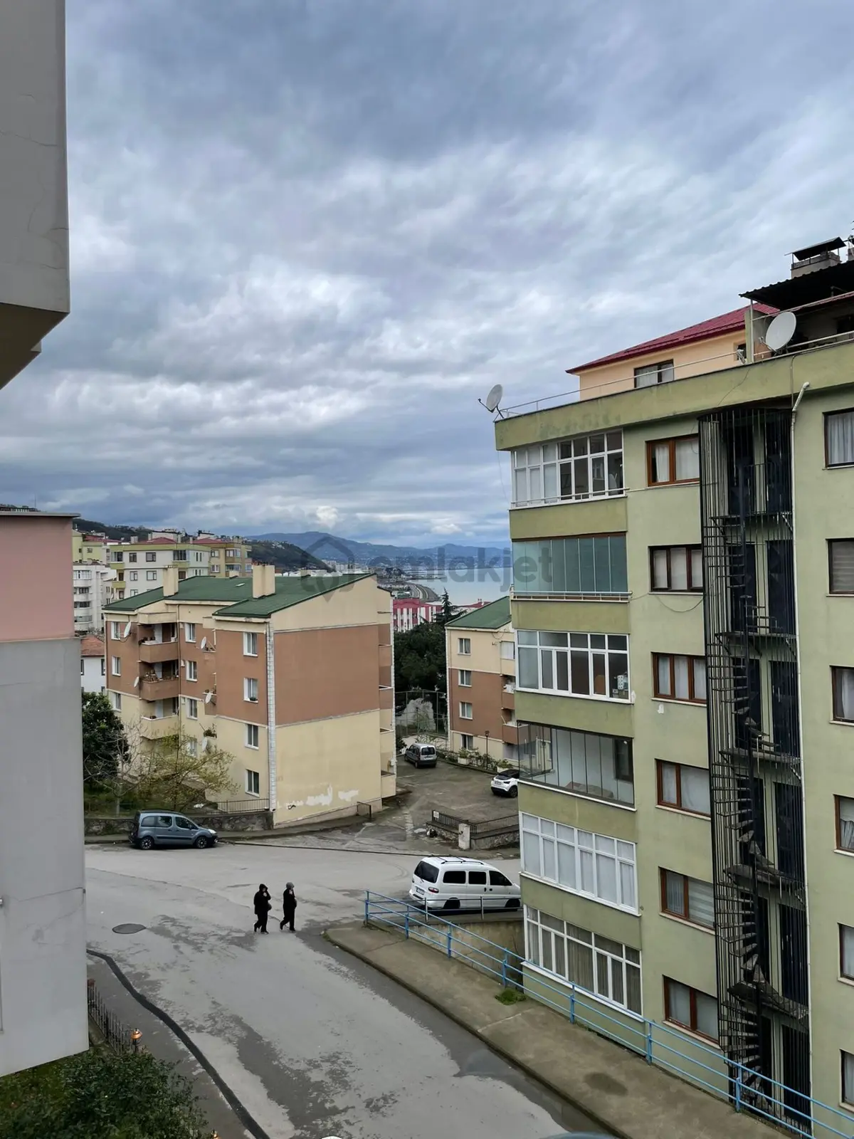 2 Nolu Beşirlide Satılık Lüx Daire - 4