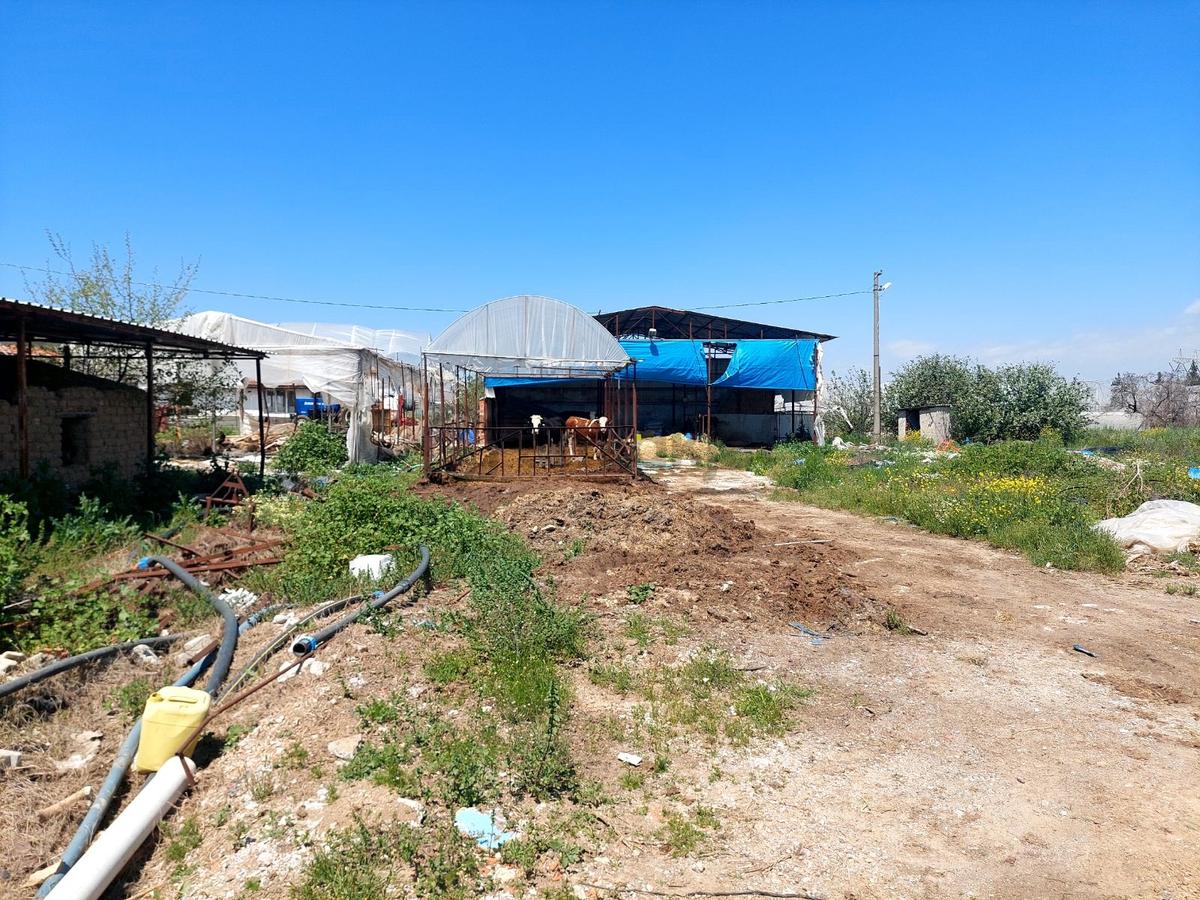 Menderes Develide Satılık Çiflik - 9