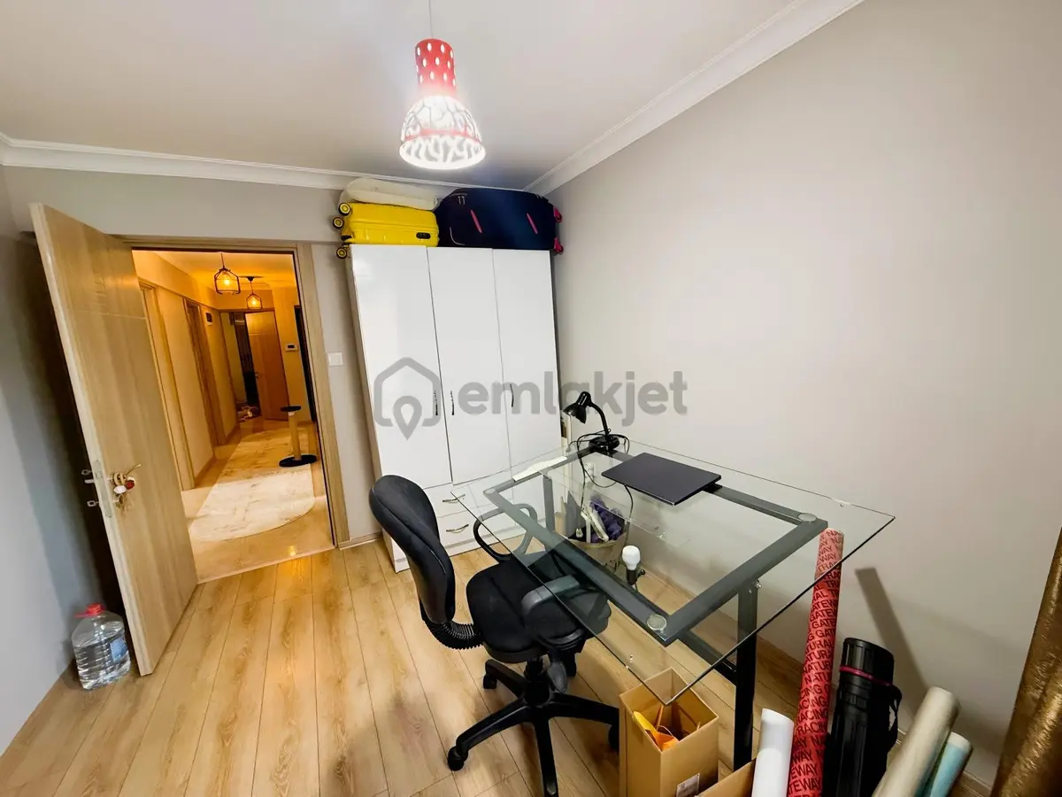 Karşıyaka Anadolu Caddesi Üzeri 3+1 Satılık Daire - 23
