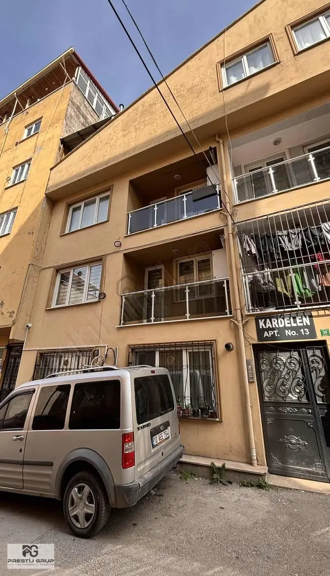 Prestij Grupta Ortabağlarda Caddenin Dibinde 3+1 12 Yıllık Daire - 9