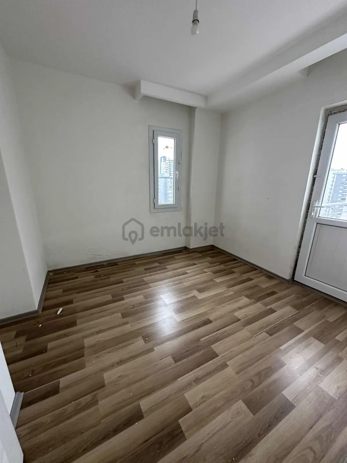 Kuleparktan Stad Civarı 1+1 Kiralık Daire - 5