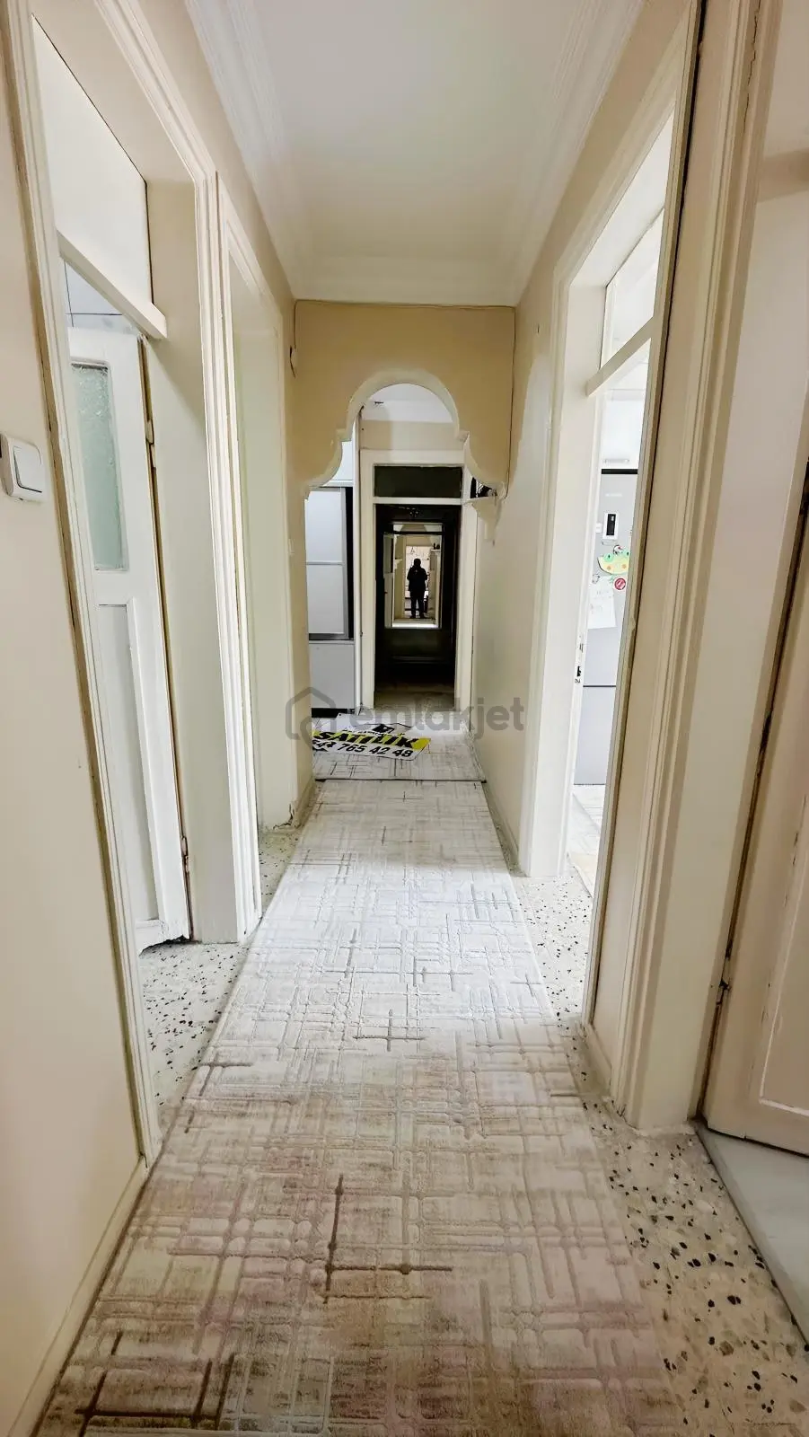Merkezi Konumda Yatırımlık Daire - 12