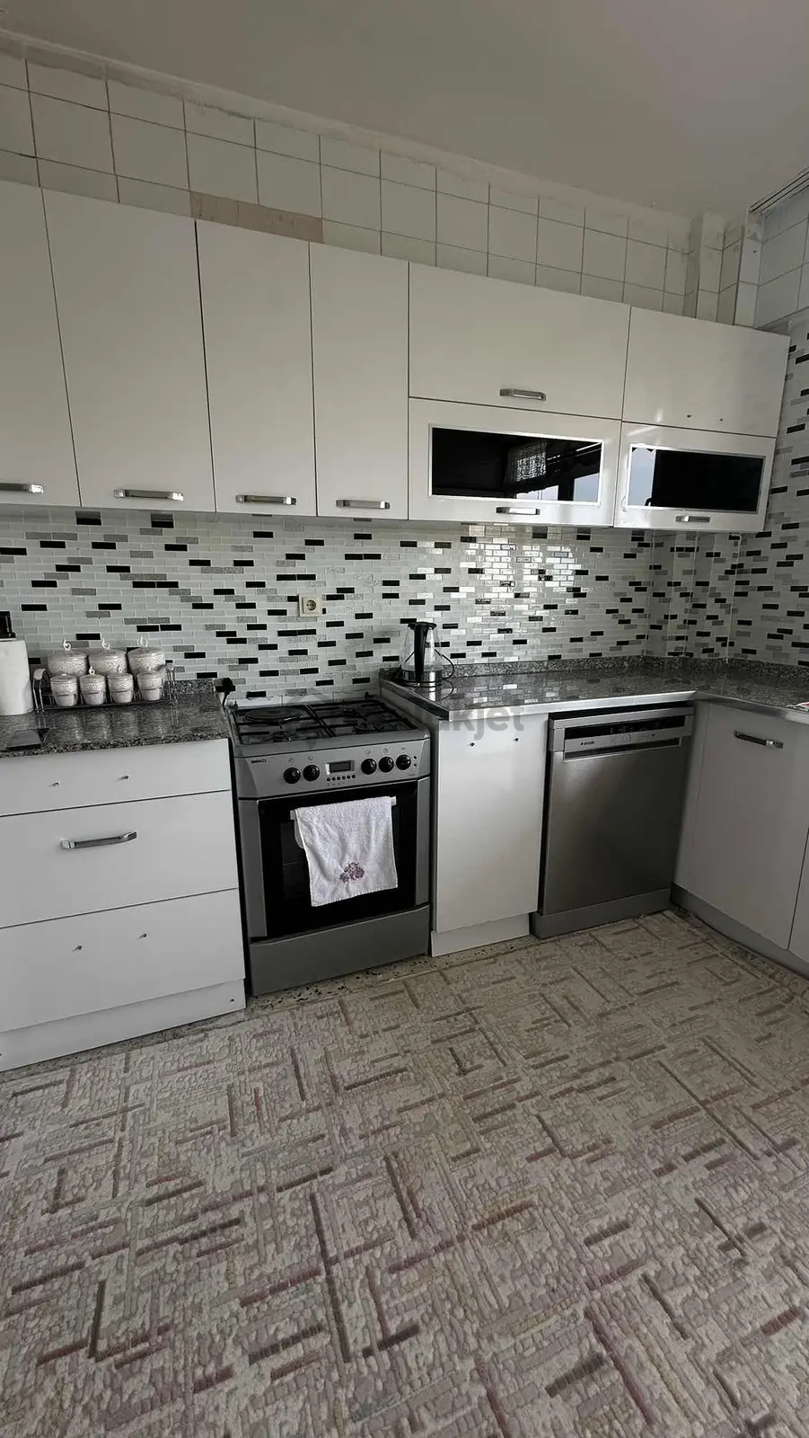 Merkezi Konumda Yatırımlık Daire - 10