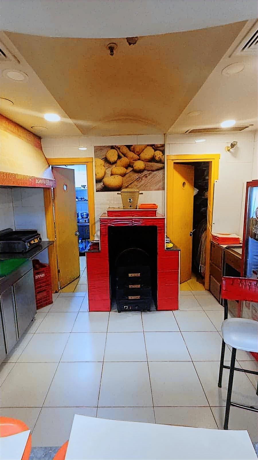 Avm İçerisinde Devren Kumpir,tost,sandviç Dükkanı - 10
