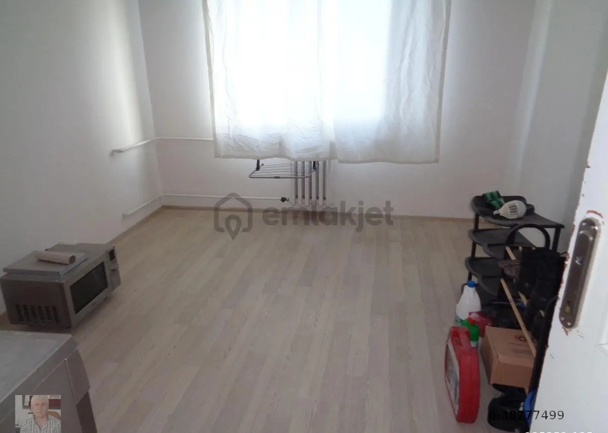 Merkez Yeni Mah. Vatan Caddesi Köşe Daire - 4