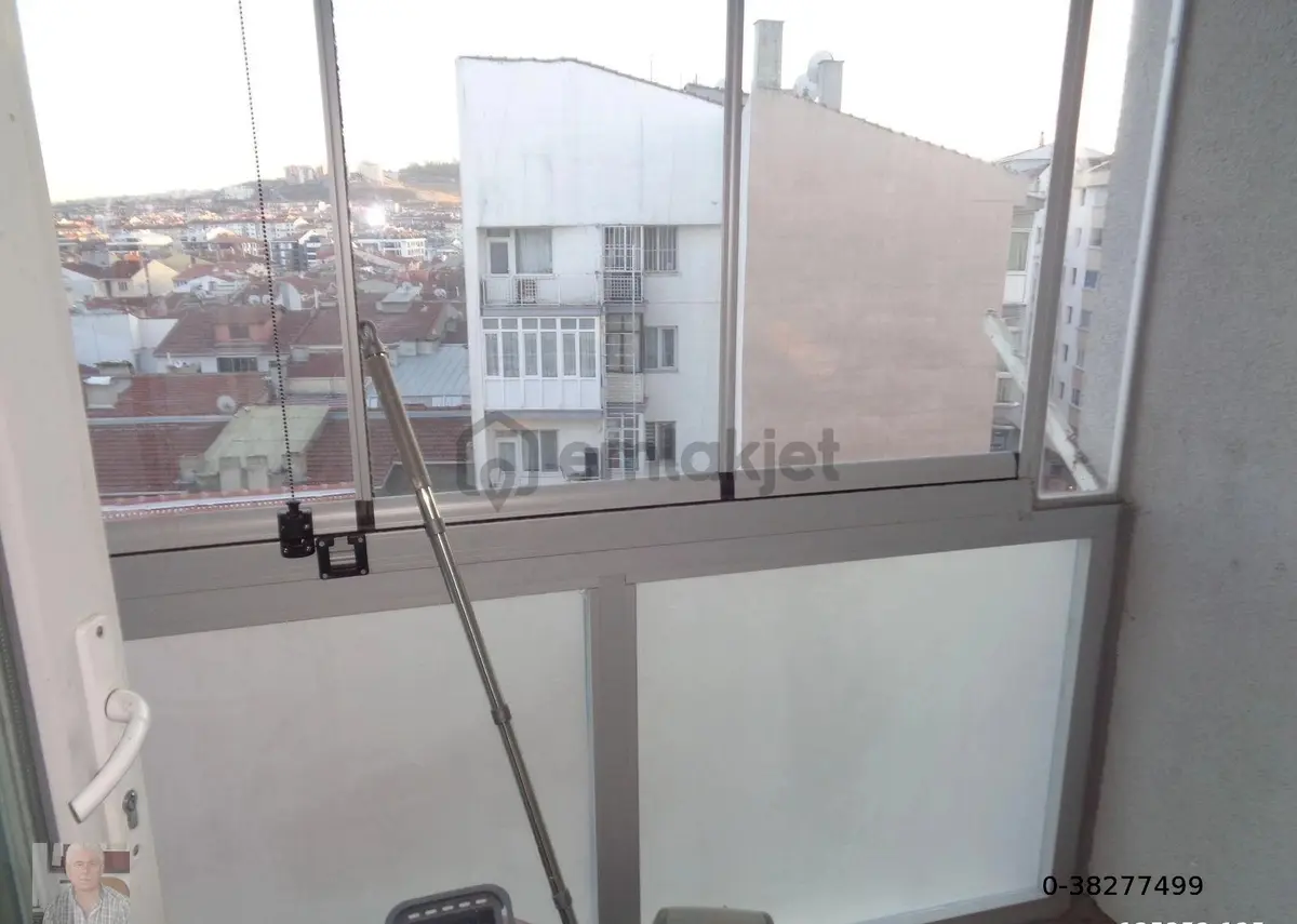 Merkez Yeni Mah. Vatan Caddesi Köşe Daire - 8
