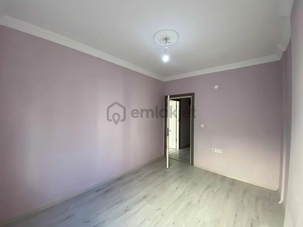 Konuksever'de Kiralık 2+1 Güneydoğu Cephe Ara Kat Asansörlü - 24