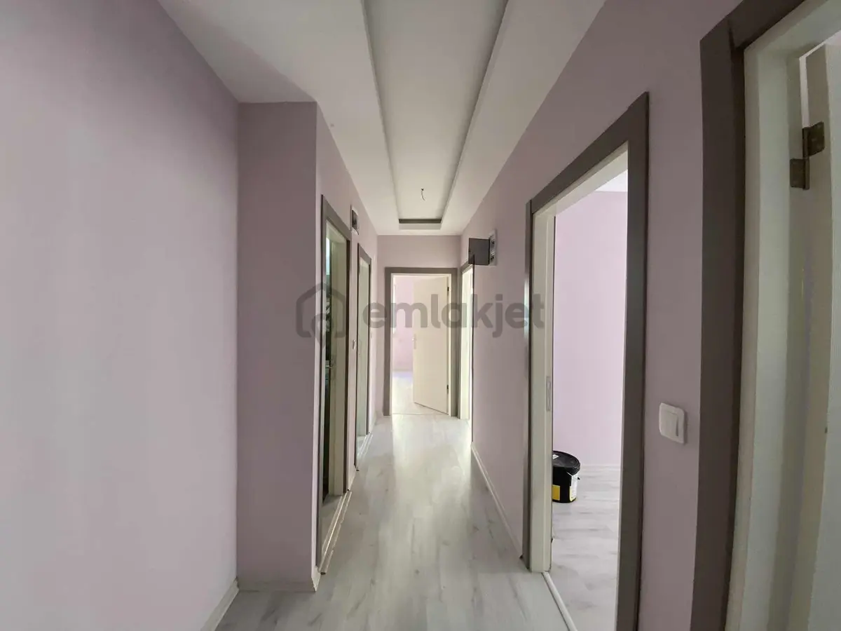 Konuksever'de Kiralık 2+1 Güneydoğu Cephe Ara Kat Asansörlü - 6