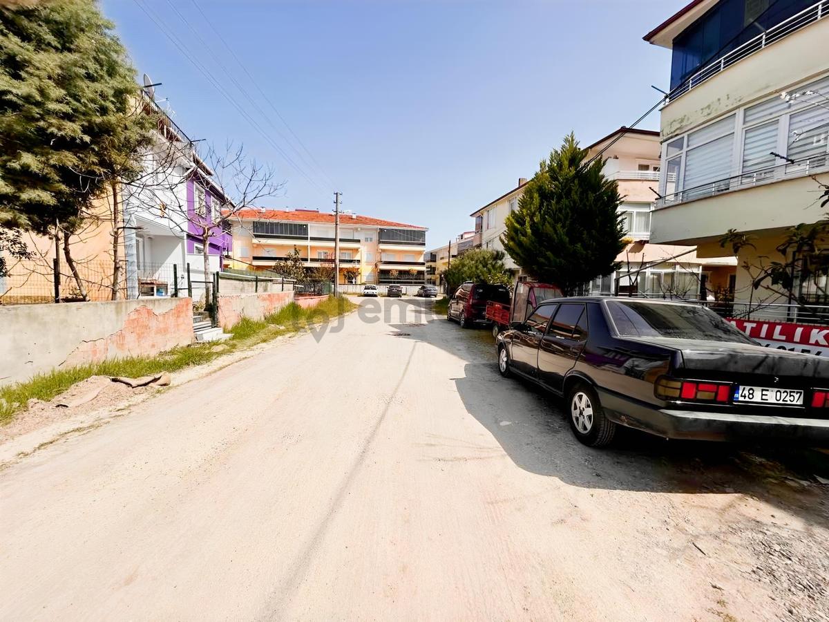 Karasu Çınardan Aziziye Mahallesinde 2+1 - 6
