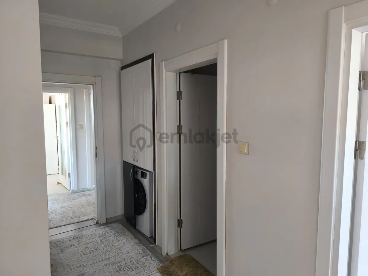 Adıyaman Malazgirt'te Satılık 4+1 Ferah Daire - 13