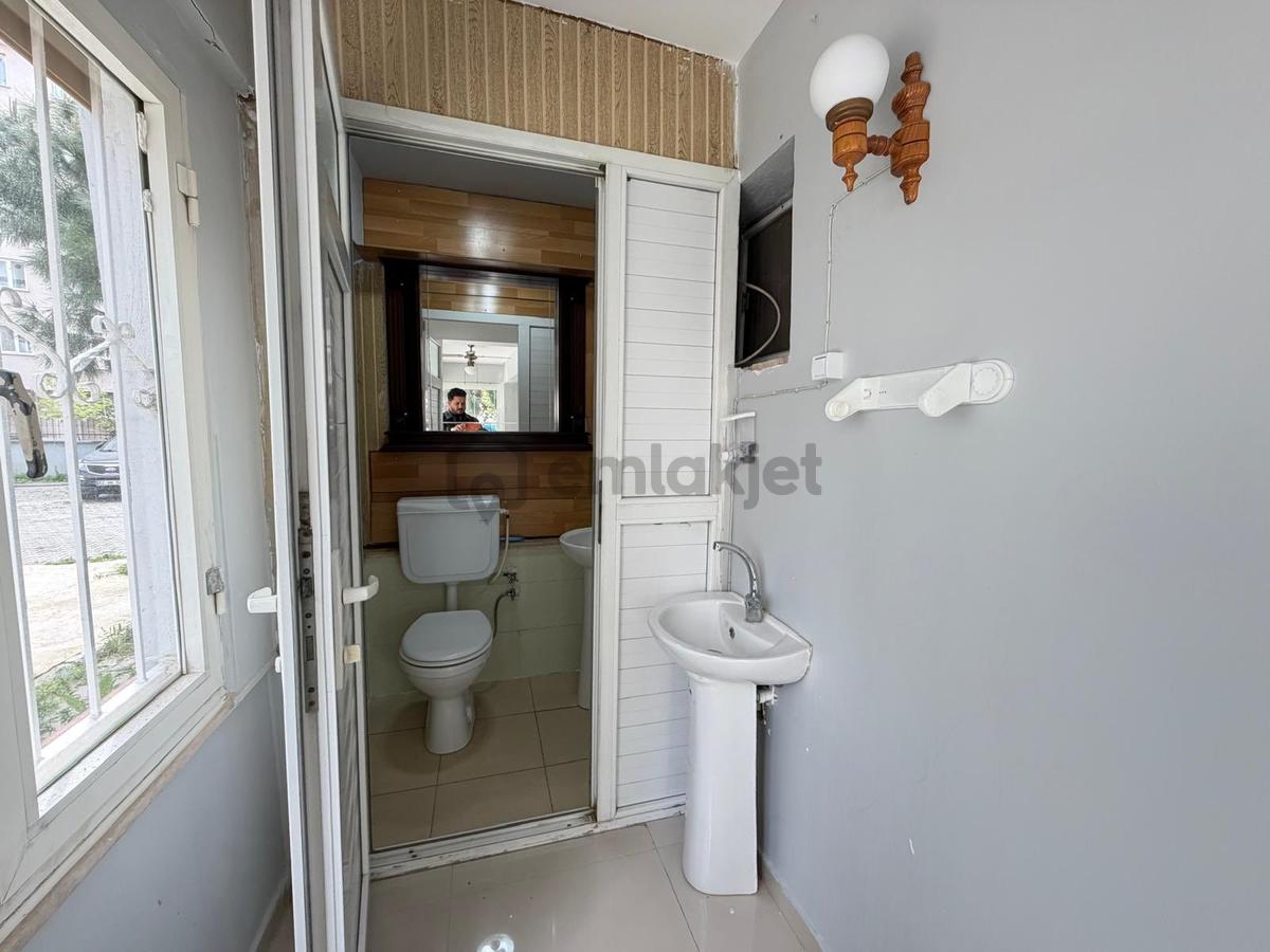 2.anafartalar Mahallesinde Satılık Dükkan - 9