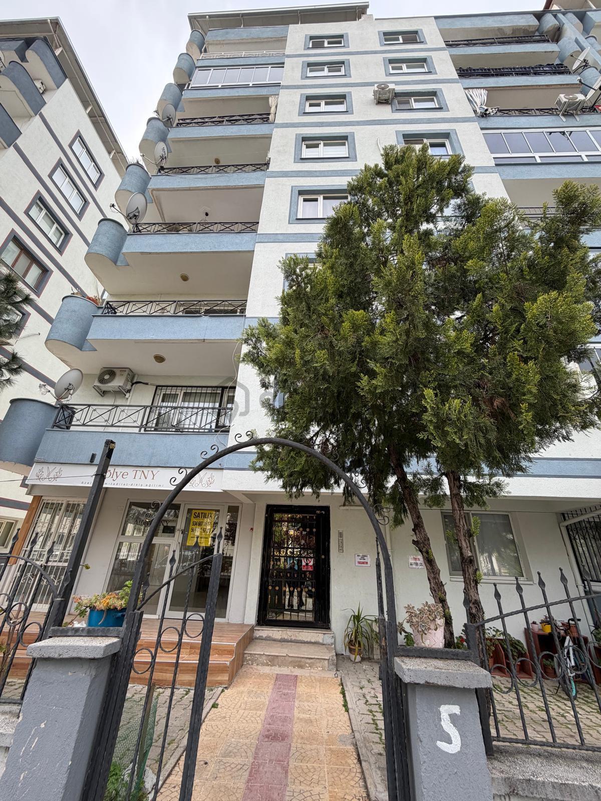 2.anafartalar Mahallesinde Satılık Dükkan - 4