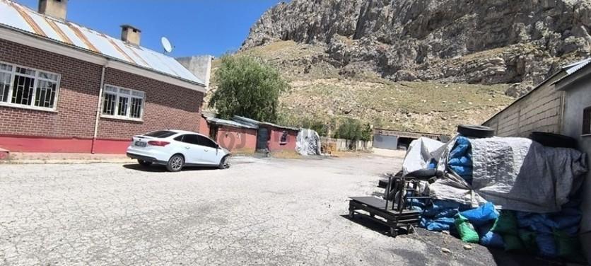 Kömürcüler Sitesinde Satılık Depo Ve 1.260 M2 Arsa - 14