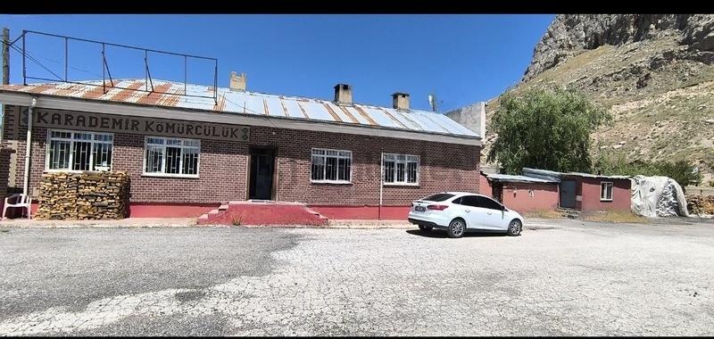 Kömürcüler Sitesinde Satılık Depo Ve 1.260 M2 Arsa - 13