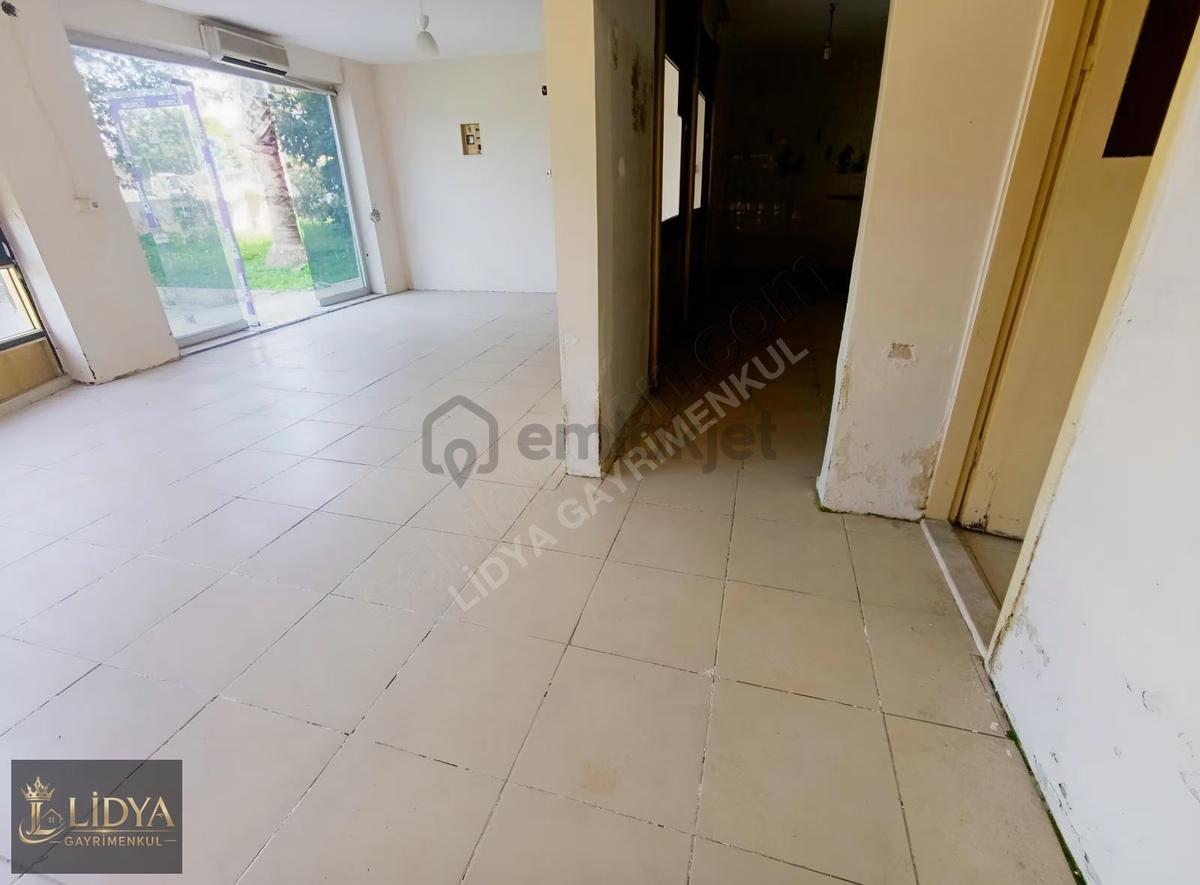 70 M2 Bir Dahası Olmayan Dükkan - 5