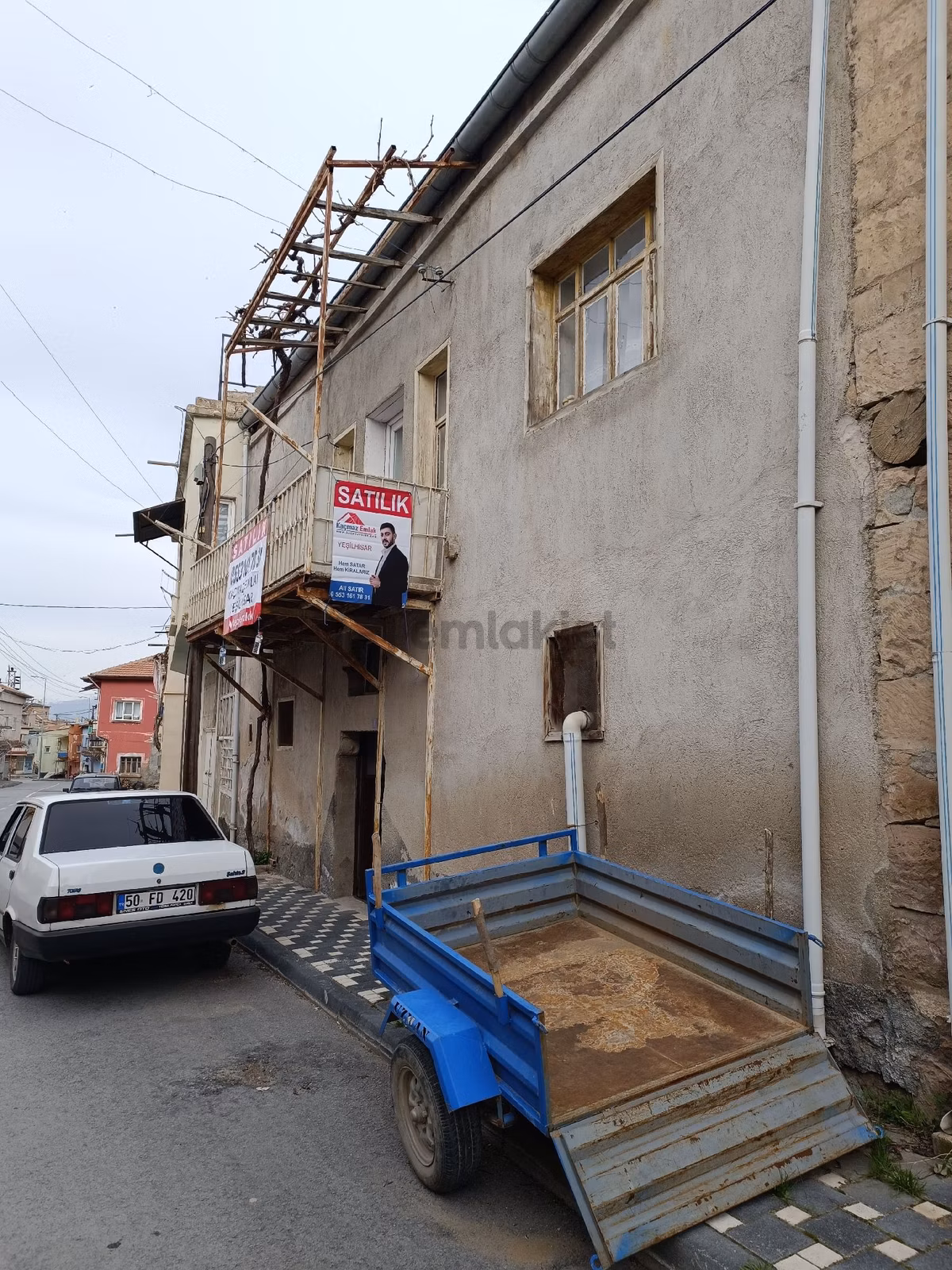 Kaçmaz Emlaktan Yeşilhisarda Satılık Müstakil Ev Merkezde - 2