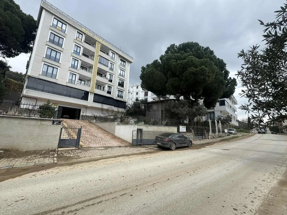 Yüksek Giriş Bahçeli Plaja 200m 2+1 Satılık Daire - 12