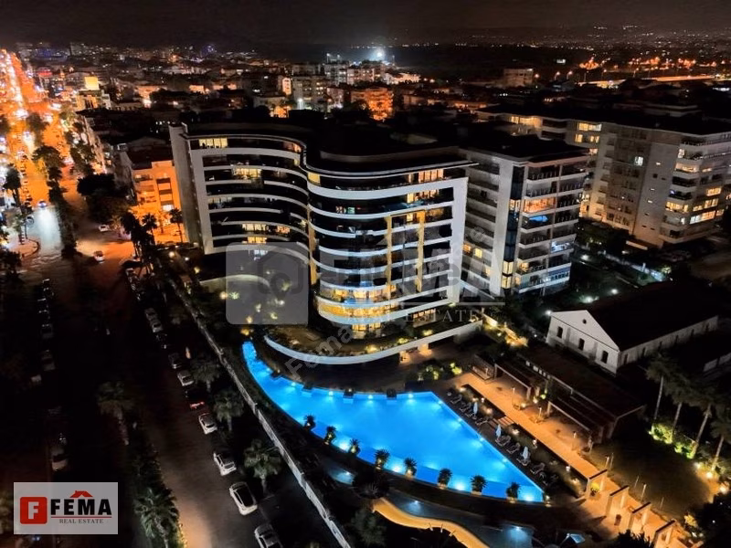 Denize Sıfır Lüks Prestijli Sitede Satılık 4+1 Daire - 3