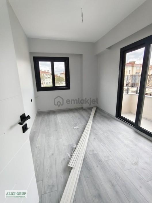 Sarıçam 'da Satılık 2+1 Kapalı Mutfak Oturuma Hazır - 33
