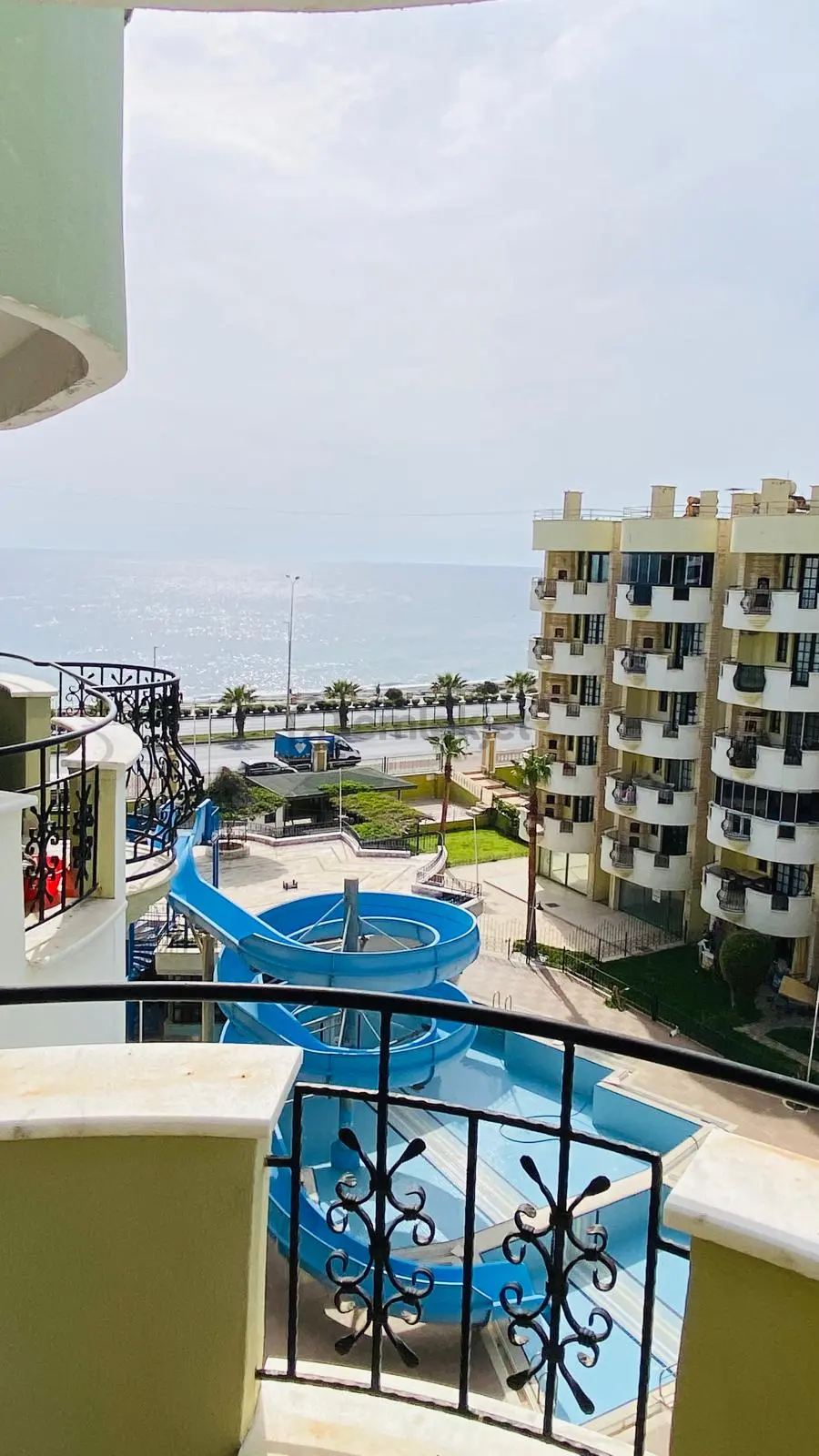 Alanya Mahmutlar’da Denize Sıfır 2+1 Satılık Daire - 22